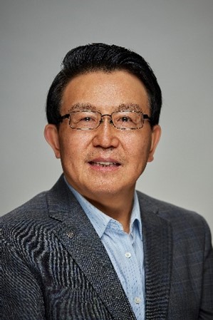 An image of Dr Shibao Guo